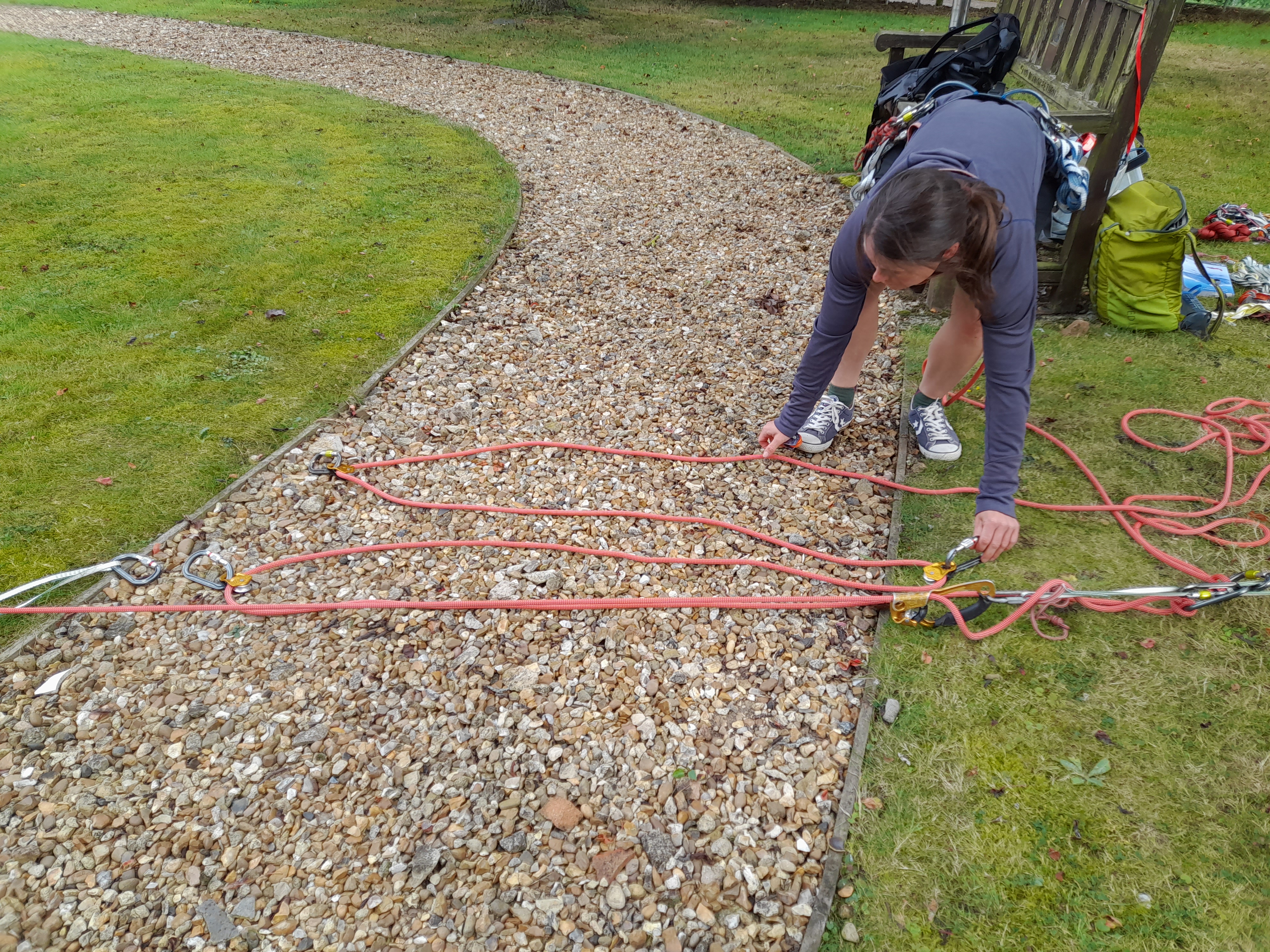 One of our field guides, Sarah, showing us how to setup a 5:1 pulley system