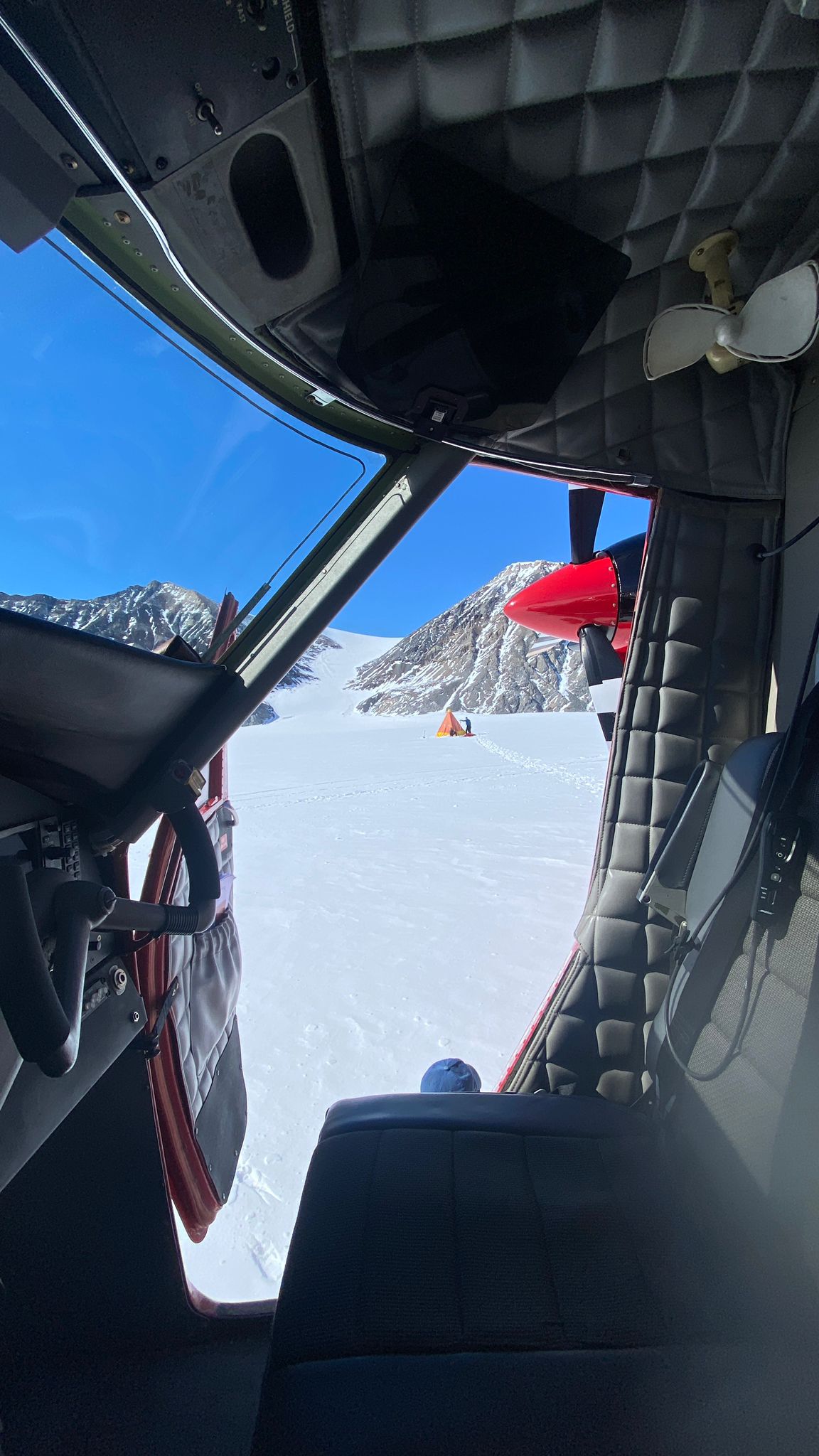 input by twin otter to Flask Glacier